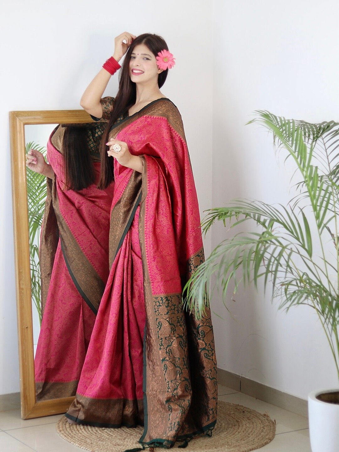 

ALMAARI FASHION Ethnic Motifs Woven Design Zari Pure Silk Kanjeevaram Saree, Pink