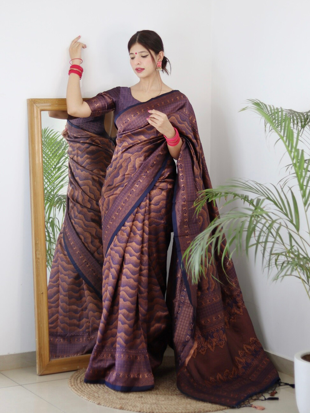 

ALMAARI FASHION Ethnic Motifs Woven Design Zari Pure Silk Kanjeevaram Saree, Blue