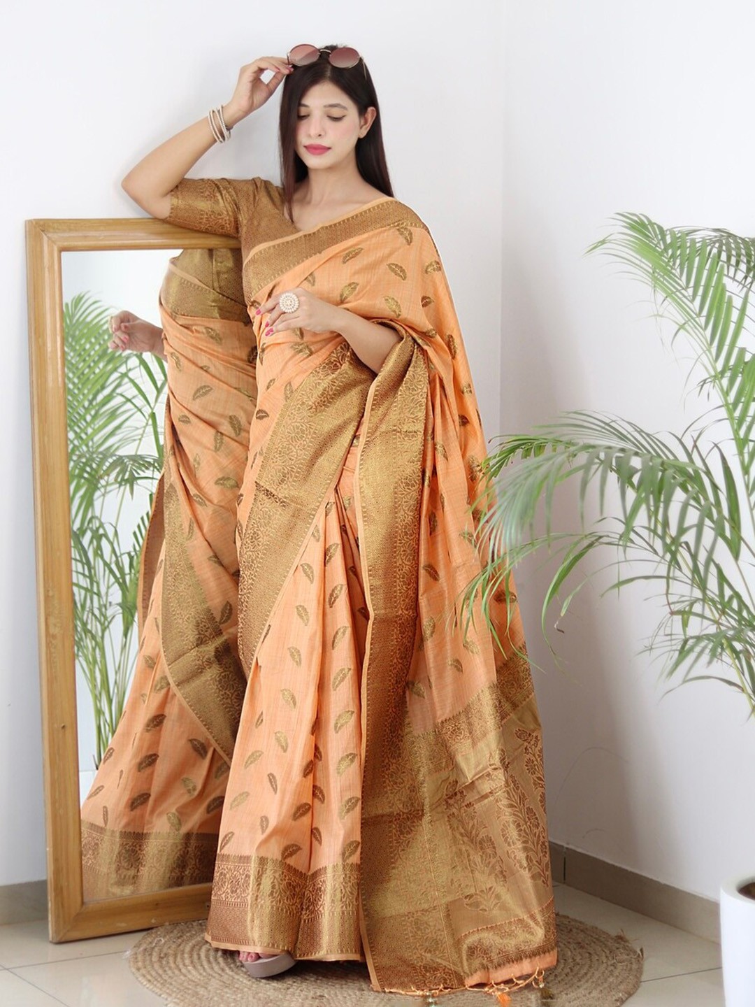 

ALMAARI FASHION Ethnic Motifs Woven Design Zari Detailed Pure Silk Kanjeevaram Saree, Orange