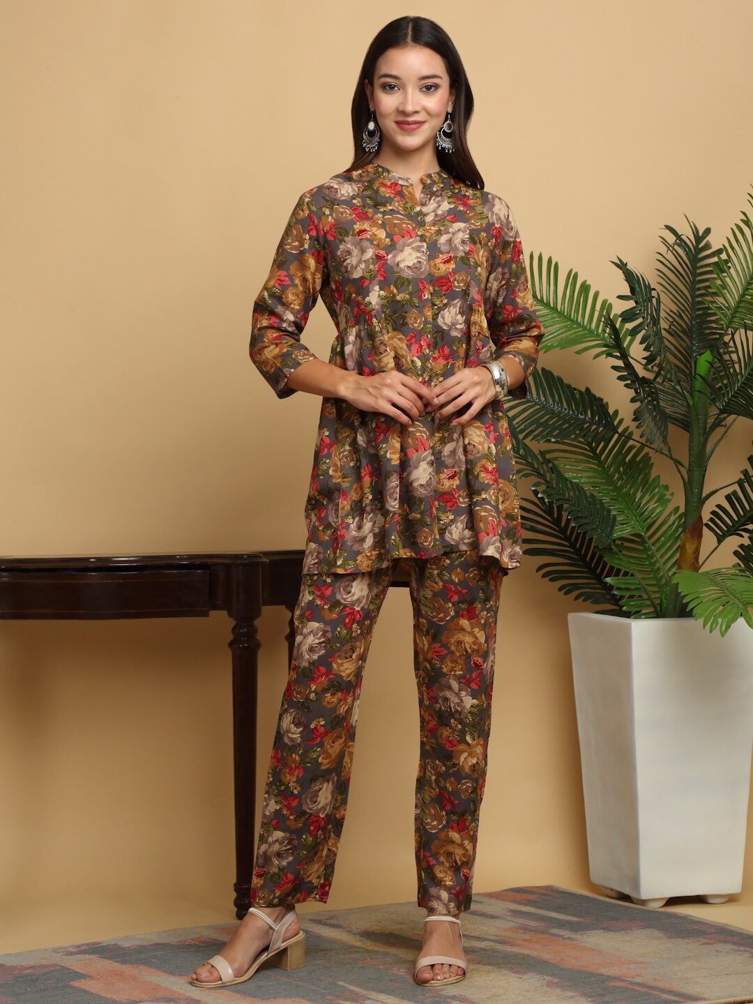 

KALINI Floral-Printed Mandarin Collar Tunic With Trousers Co-Ords, Brown