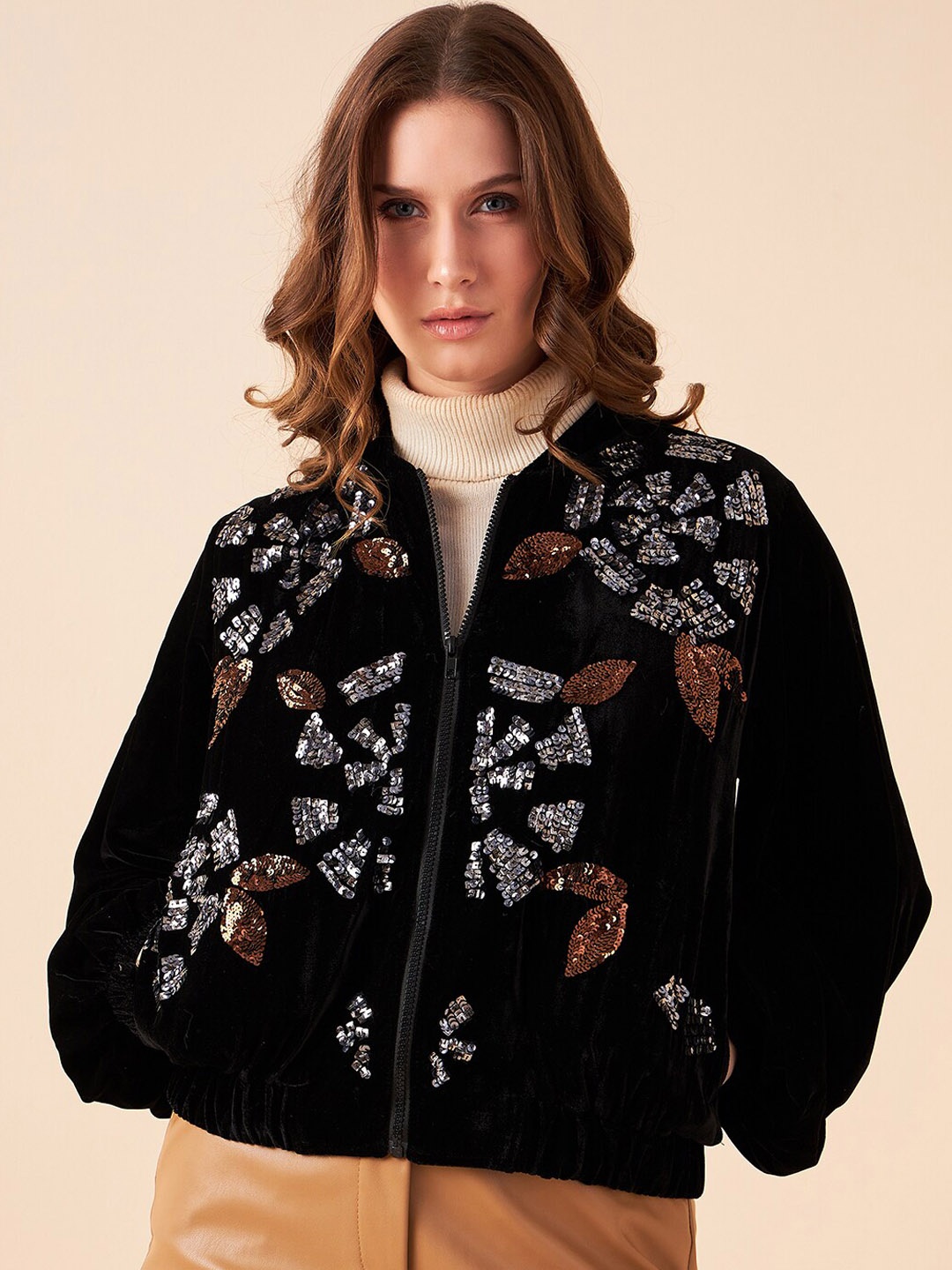 

Antheaa Black Embellished Mock Collar Sequinned Velvet Tailored Jacket