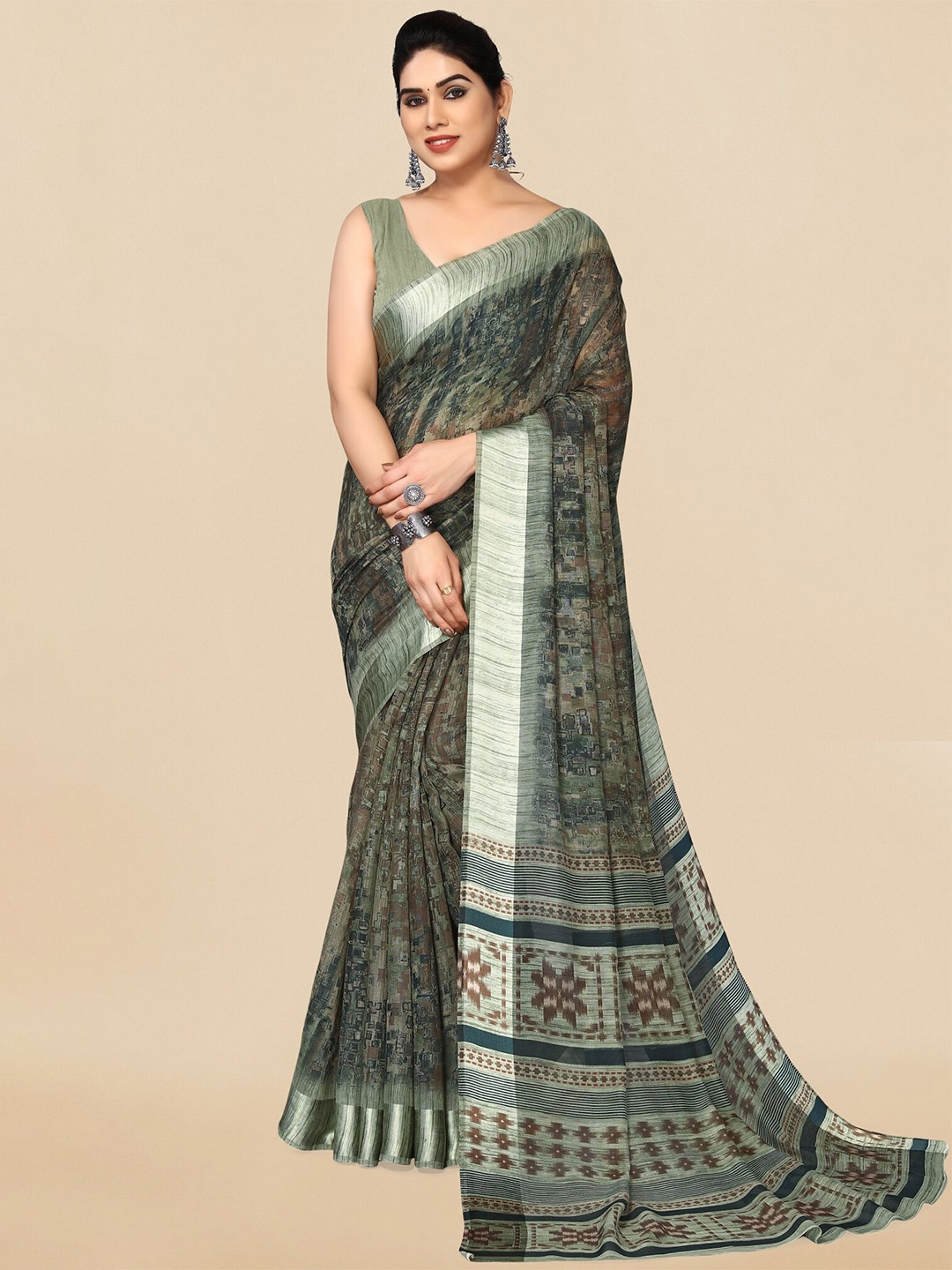 

KALINI Geometric Printed Ikat Saree, Green