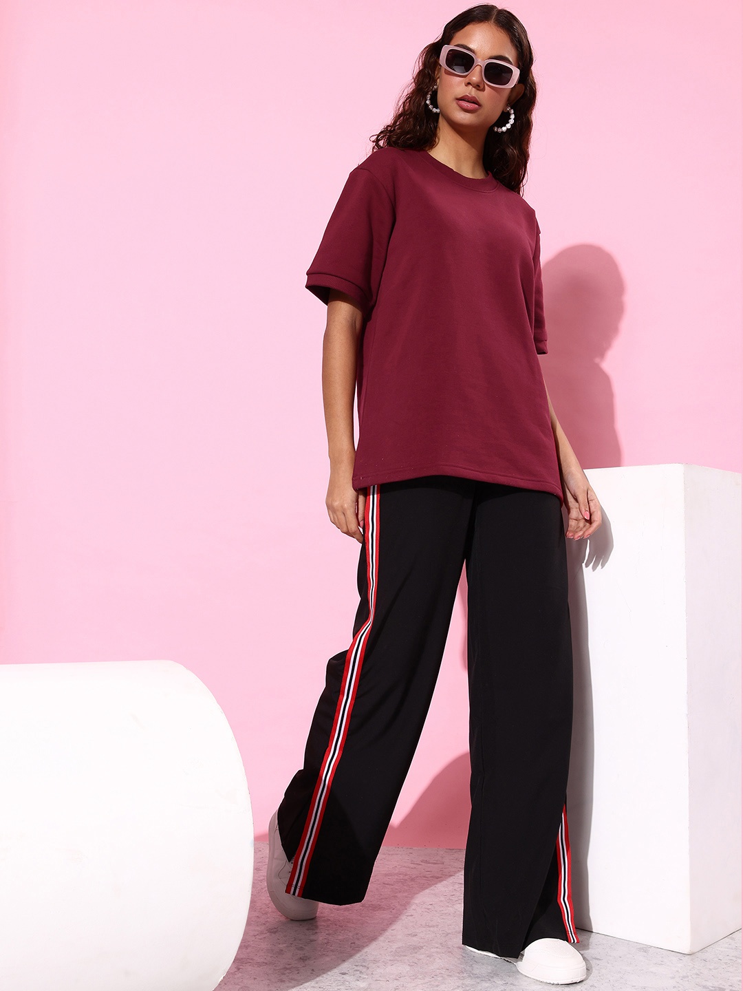 

DILLINGER Women Solid Longline Pullover Sweatshirt, Maroon