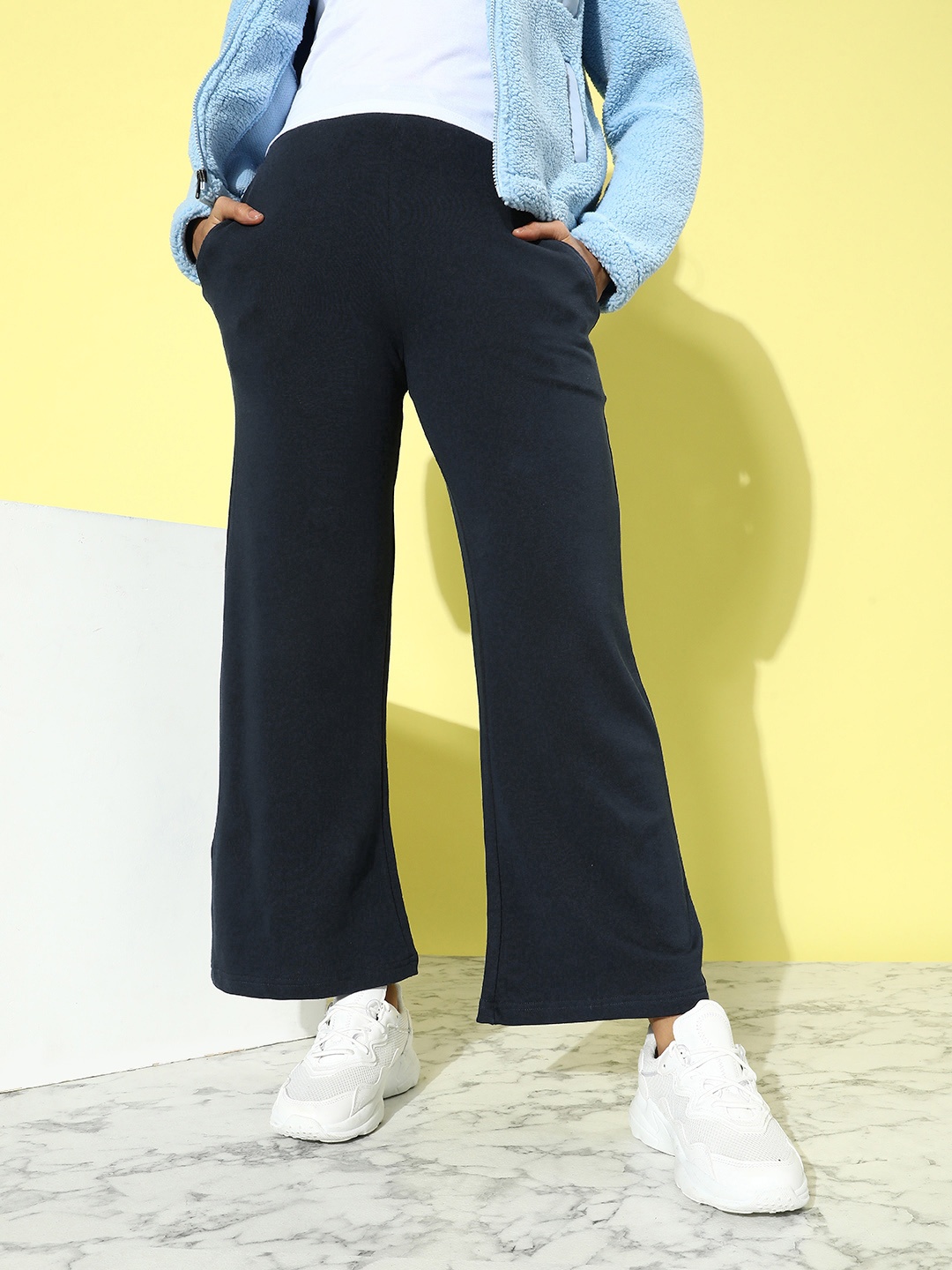 

DILLINGER Women Solid Relaxed Fit Track Pant, Navy blue