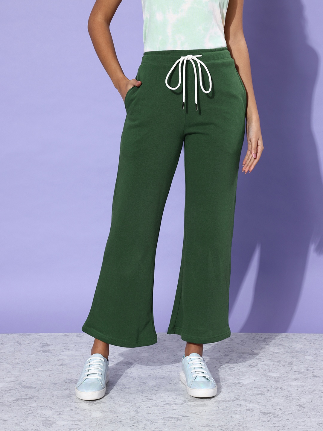 

DILLINGER Women Solid Relaxed Fit Track Pant, Green