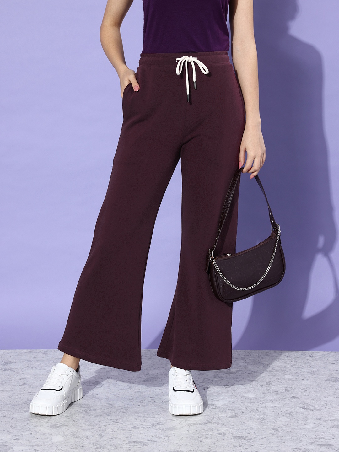 

DILLINGER Women Solid Relaxed Fit Track Pant, Maroon