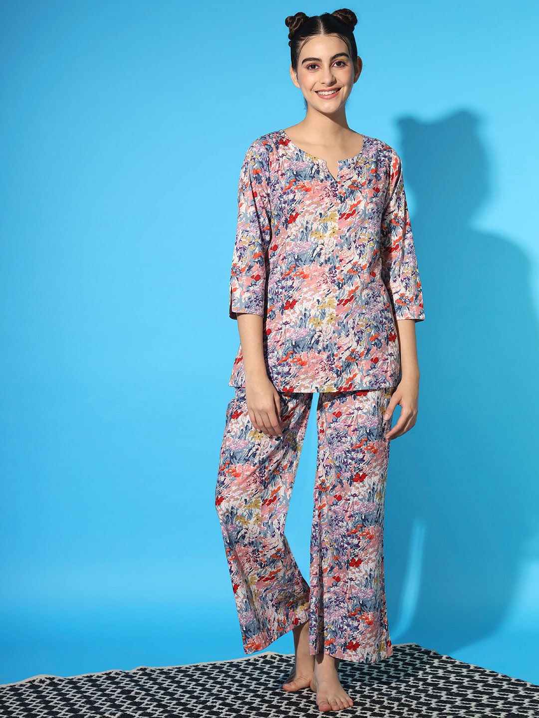 

ETC Beige & Grey Floral Printed Pure Cotton Night Suit