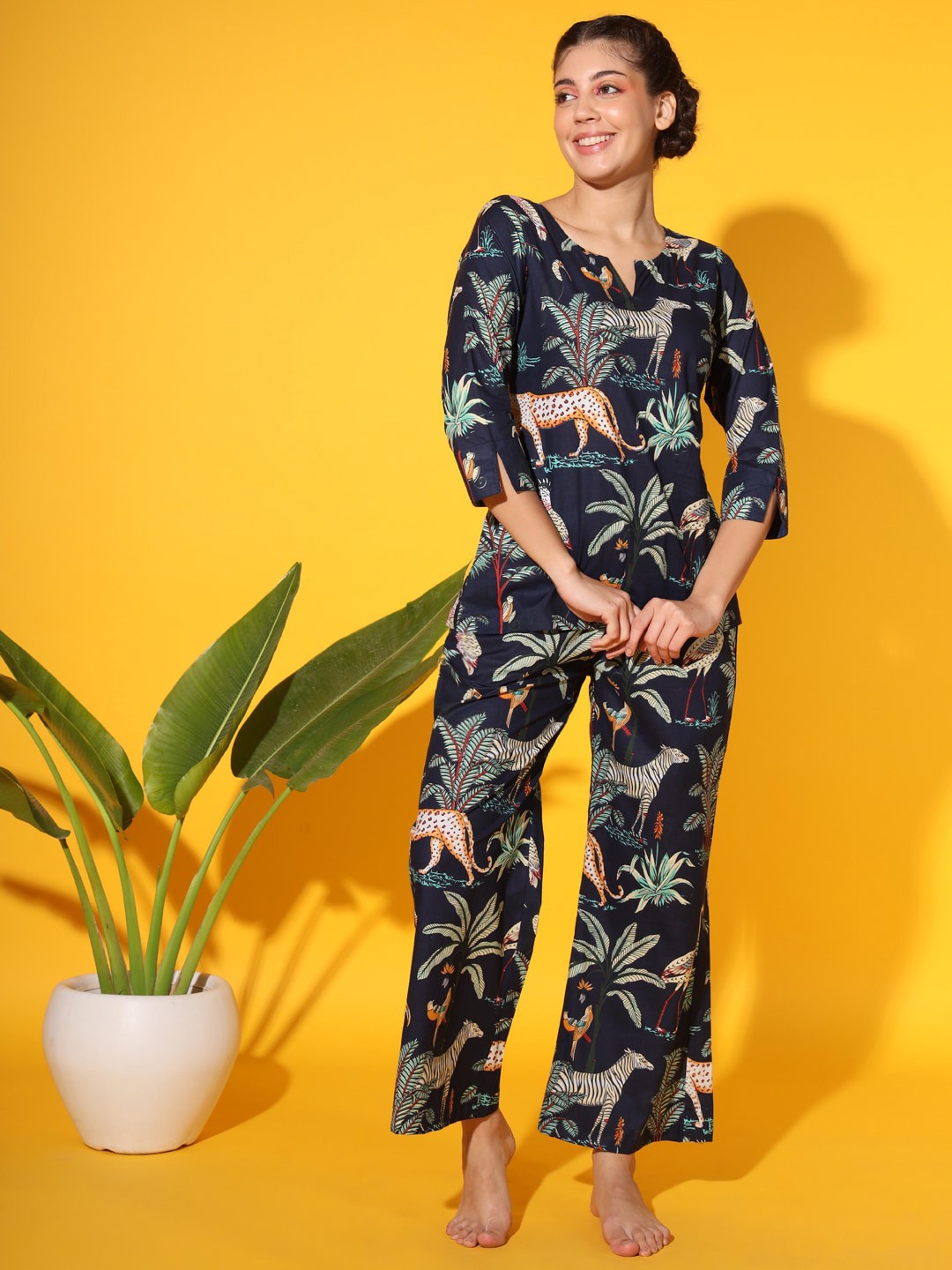 

ETC Navy Blue Tropical Printed Pure Cotton Night suit