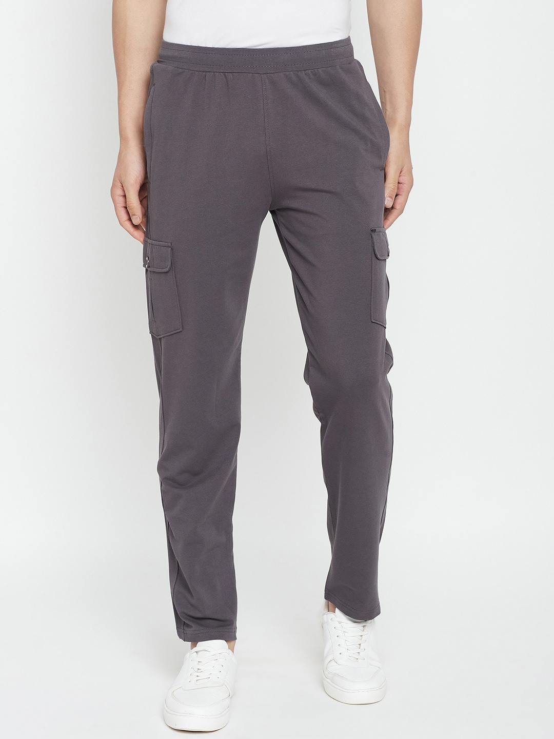 

Okane Men Side Pockets Track Pants, Grey