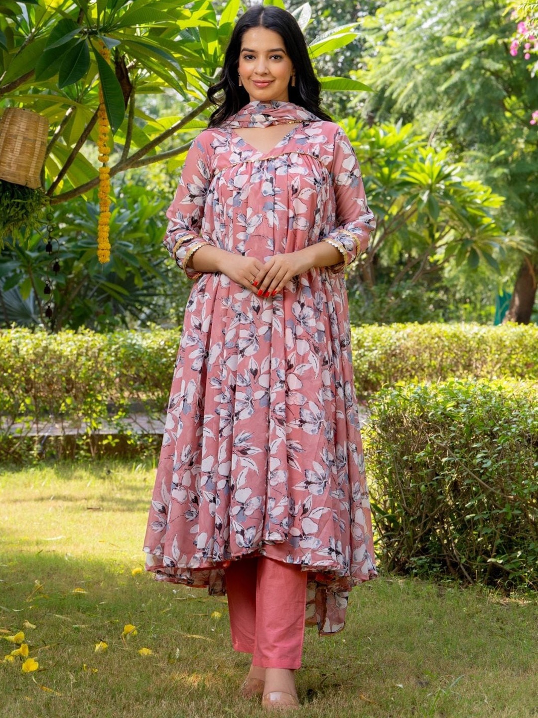 

HOUSE OF JAMOTI Floral Printed Empire Georgette Anarkali Kurta With Trousers & Dupatta, Peach