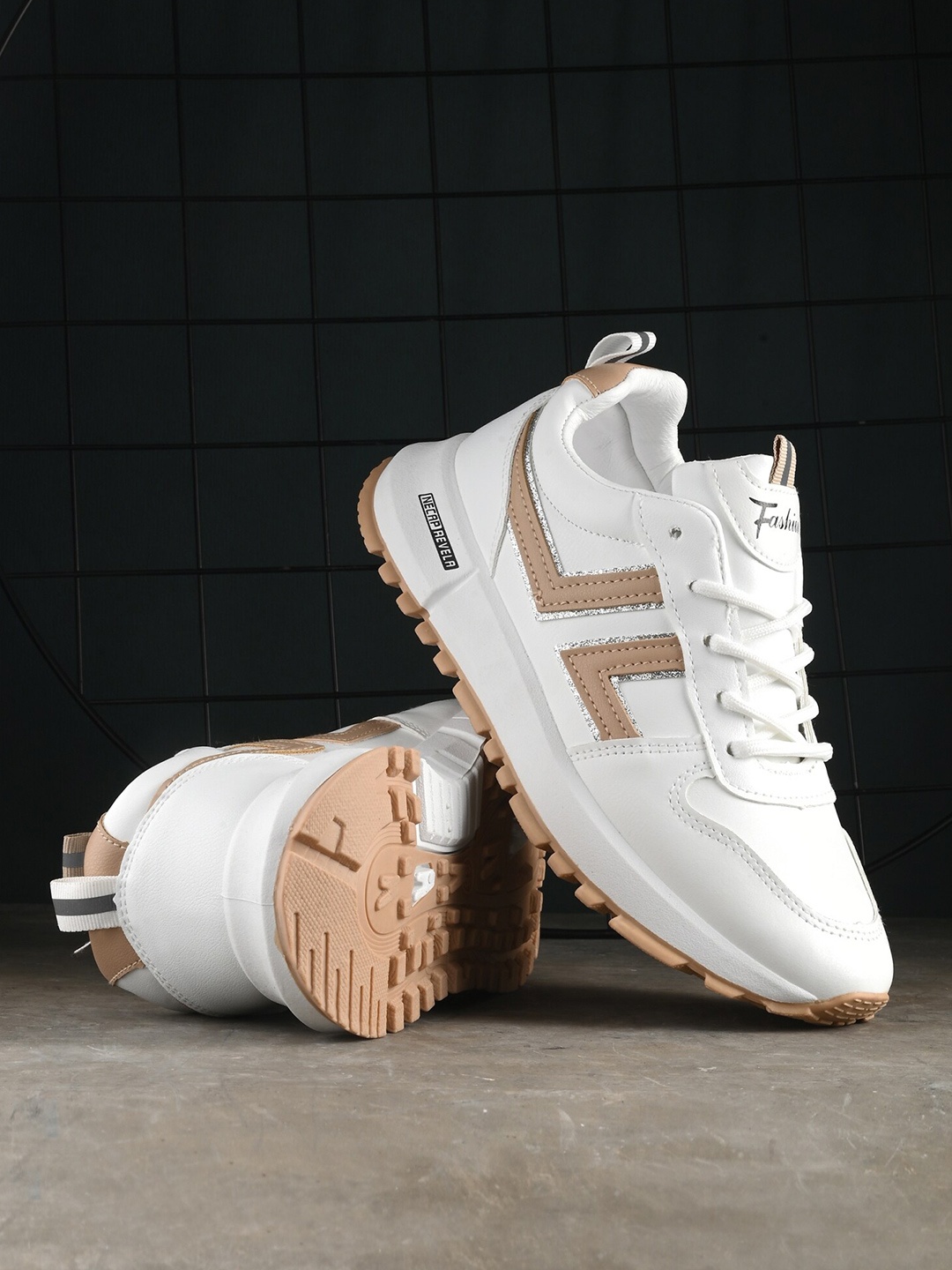 

The Roadster Lifestyle Co. Women White & Beige Lace-Ups Running Shoes