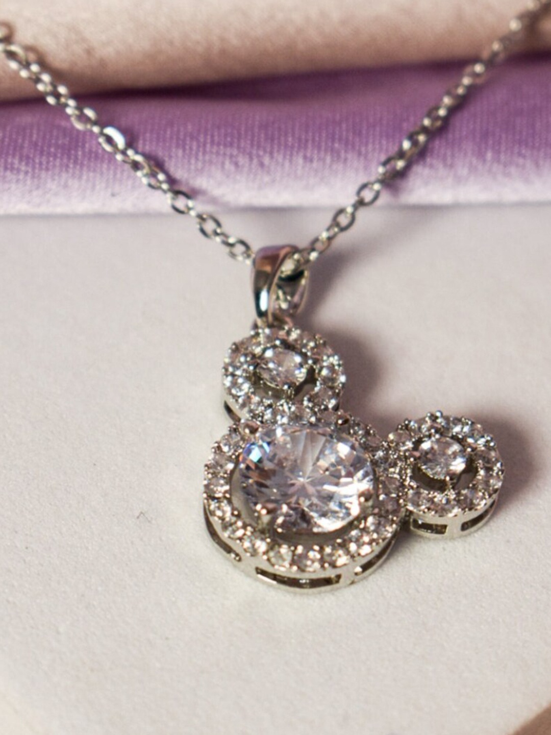 

SALTY Silver-Plated Contemporary Pendant With Chain