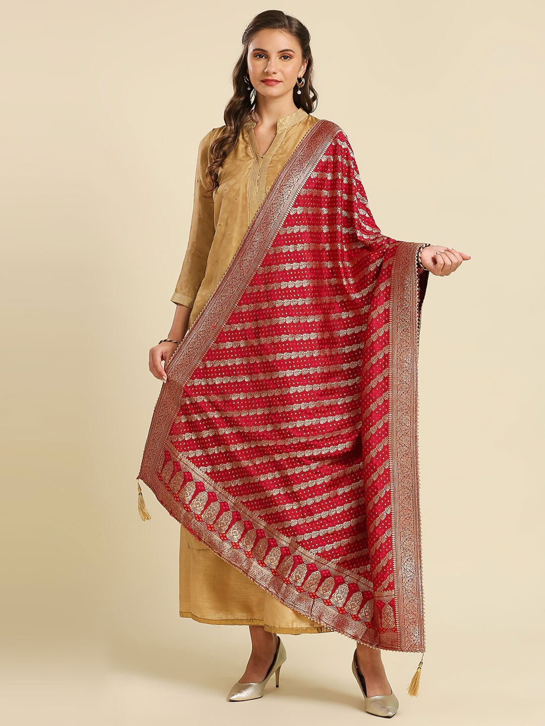 

Dupatta Bazaar Ethnic Motifs Woven Design Embellished Zari Banarasi Silk Dupatta, Maroon