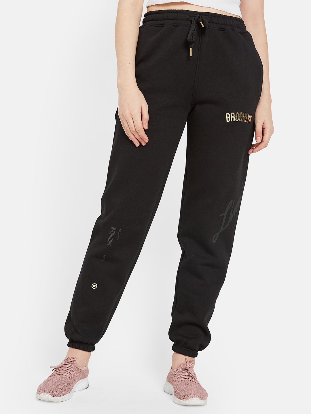 

METTLE Women Cotton Joggers, Black