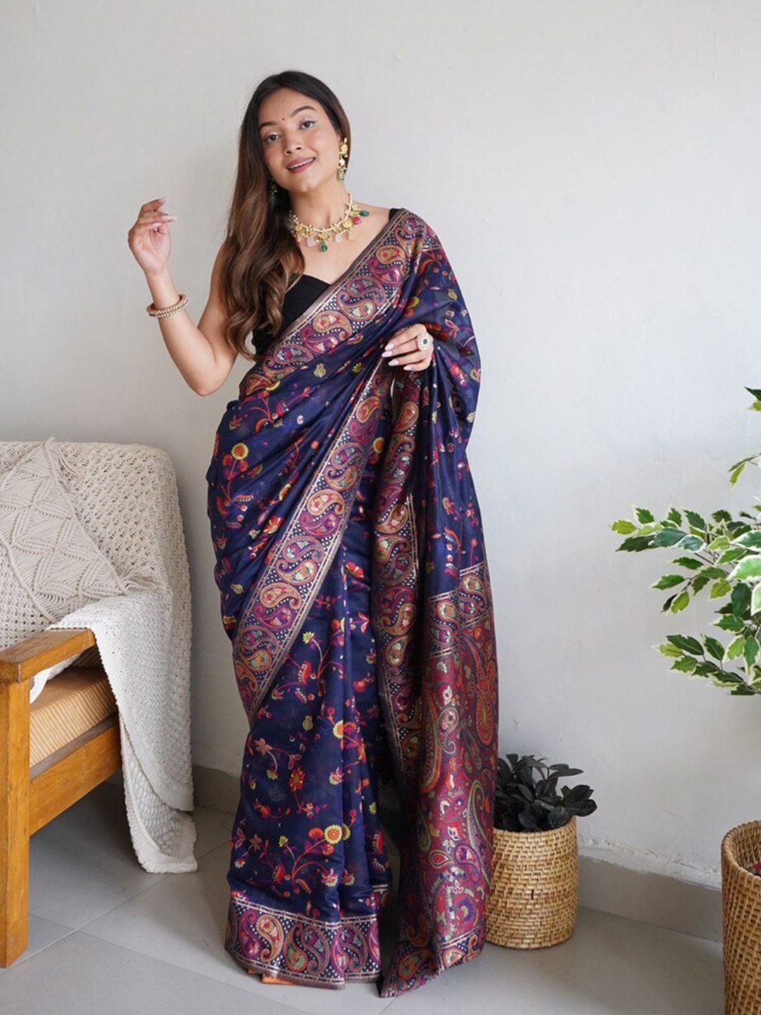 

Kasak Ethnic Motifs Woven Design Zari Banarasi Saree, Blue