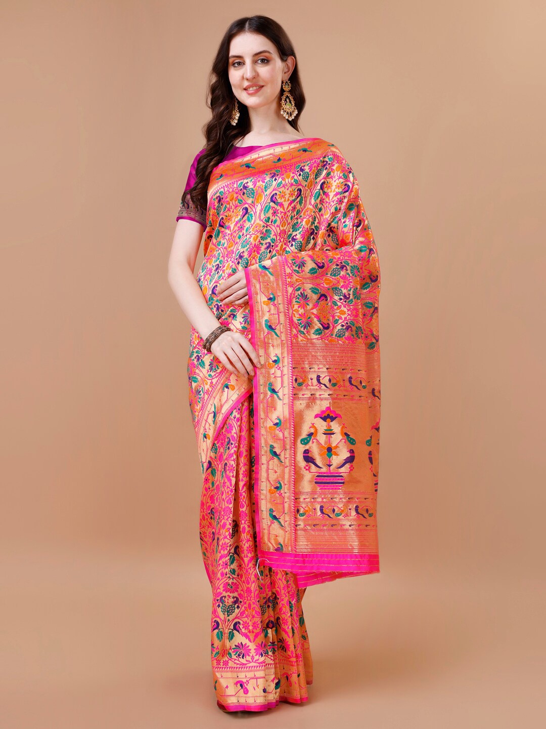 

MAGMINA Ethnic Motifs Woven Design Zari Silk Blend Banarasi Saree, Pink