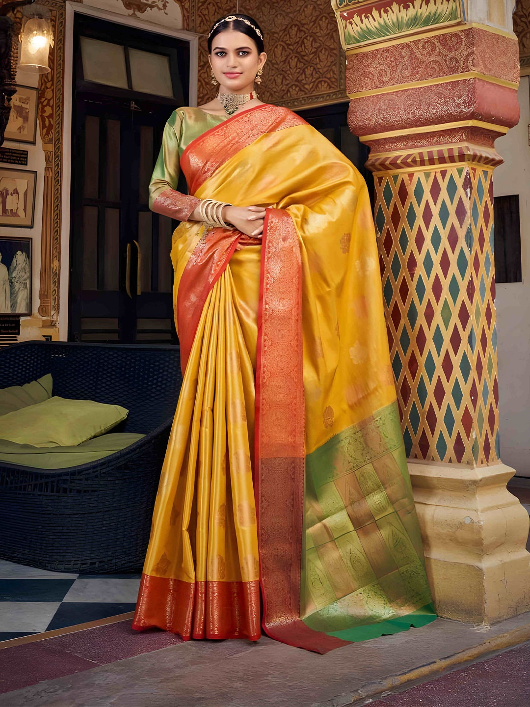 

MAGMINA Woven Design Zari Pure Silk Kanjeevaram Saree, Yellow