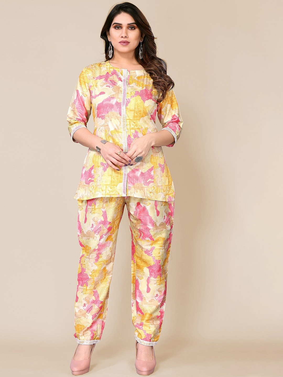 

TITANIUM SILK INDUSTRIES PVT. LTD. Floral Printed Top With Trouser Co-Ords, Yellow