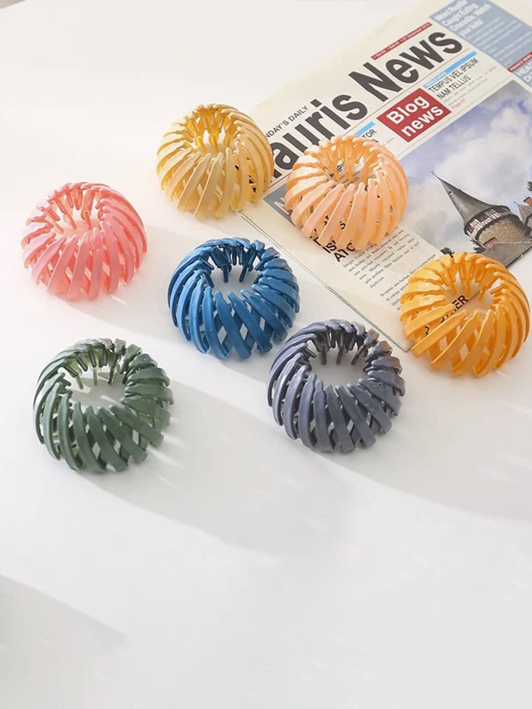 

VAGHBHATT Women Set of 7 Ponytail Holders, Blue