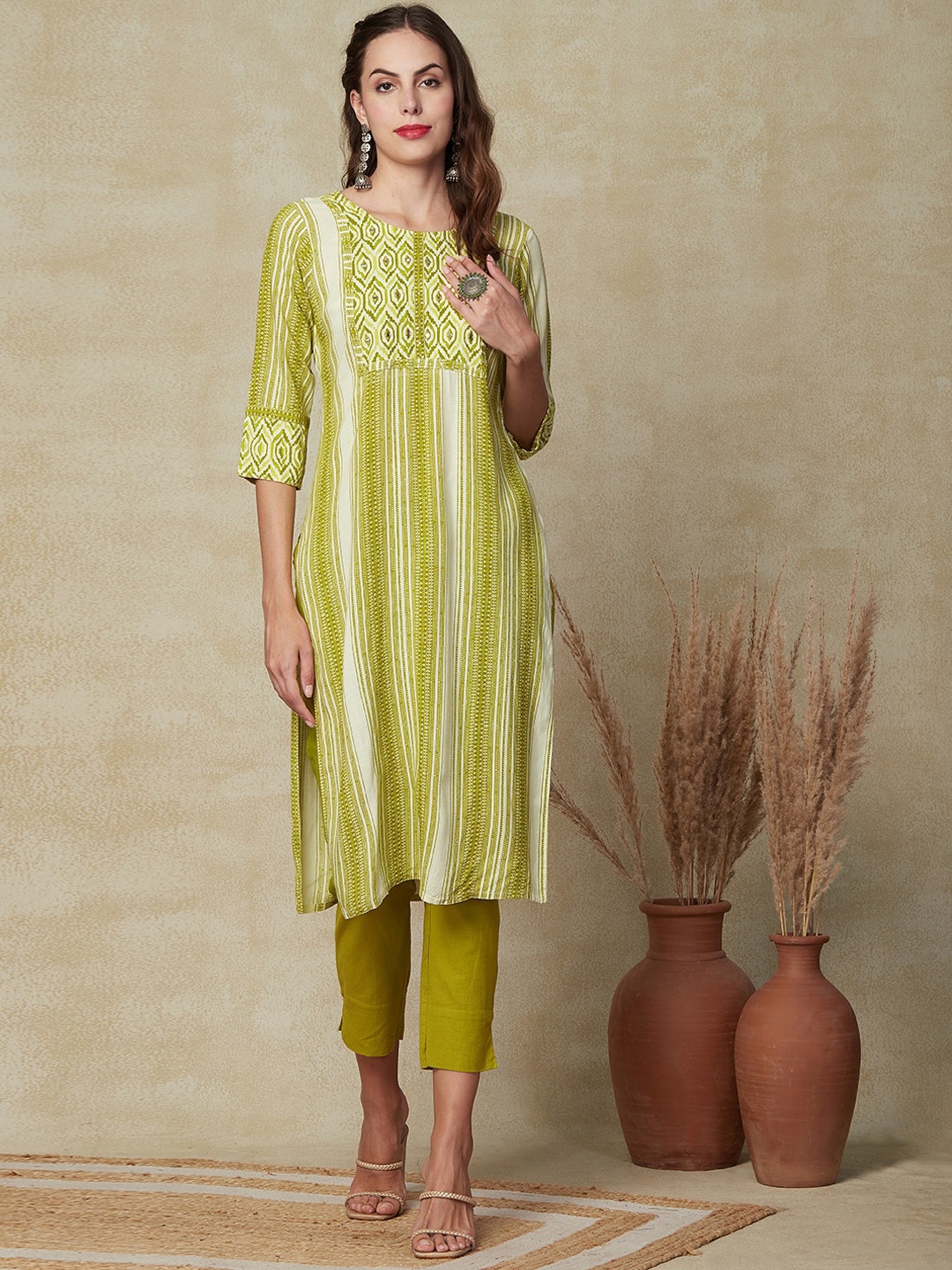 

FASHOR Striped Mirror Work Regular Kurta, Off white