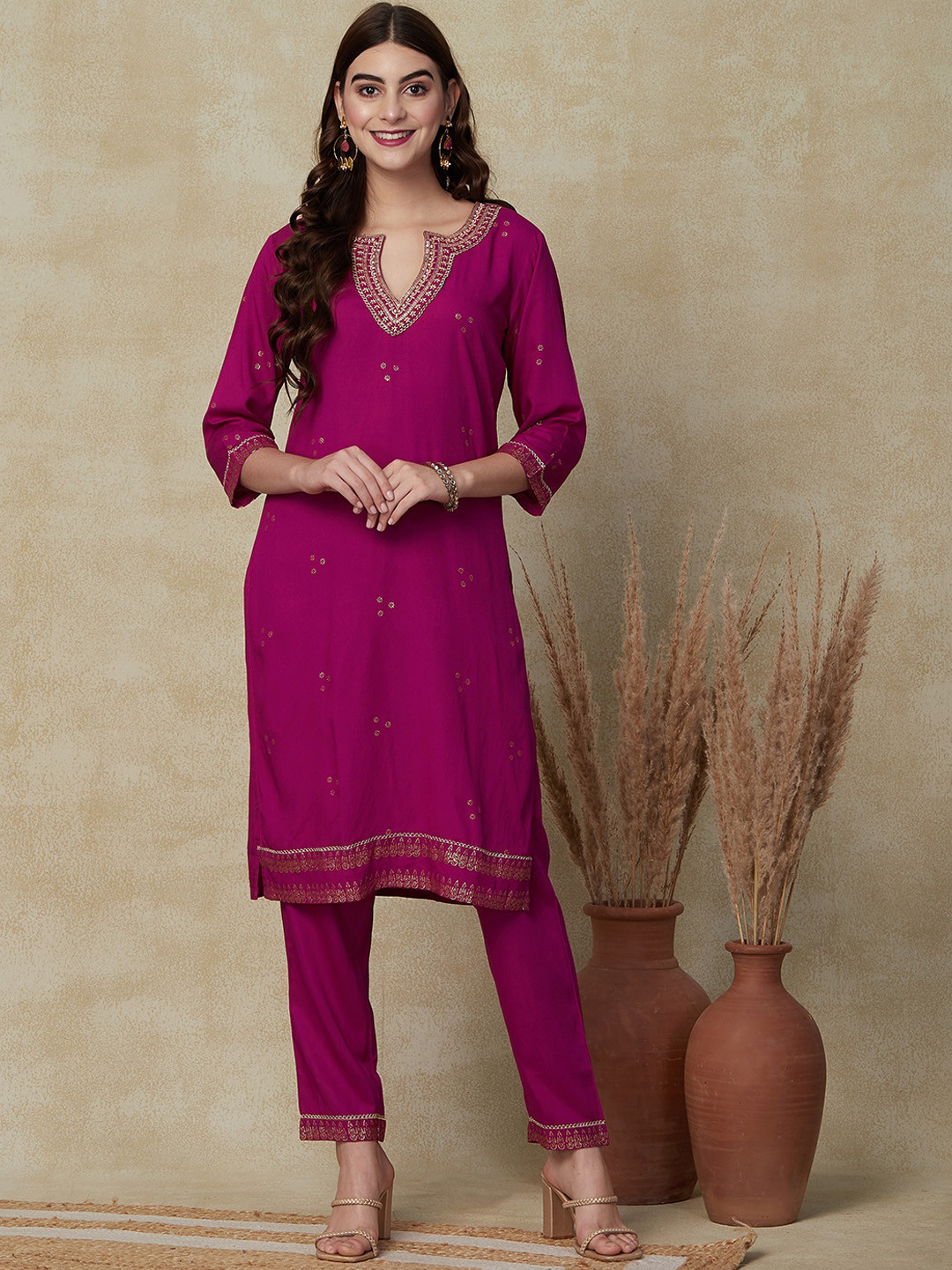 

FASHOR Floral Yoke Design Sequinned Kurta with Trousers, Pink