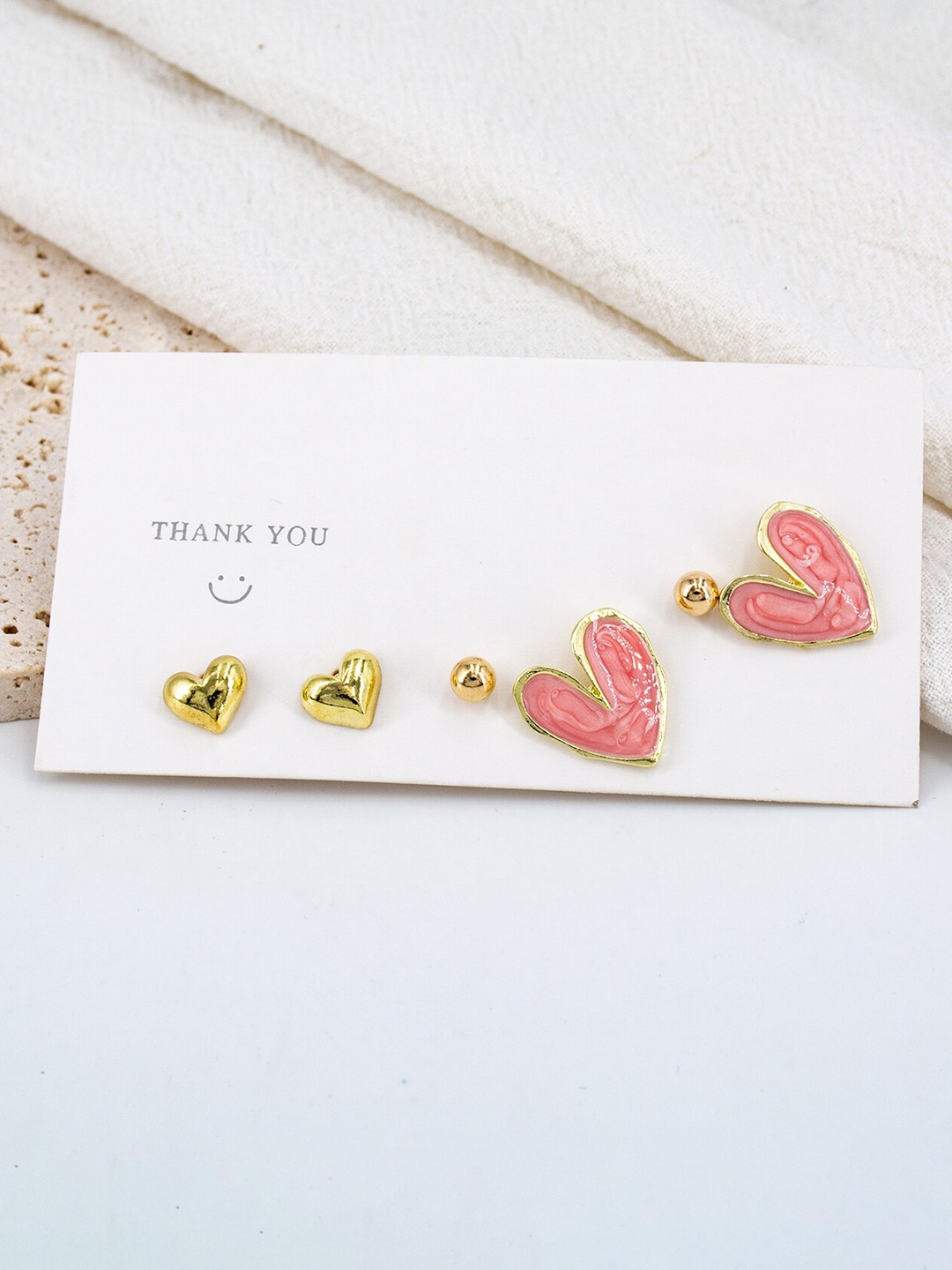 

VIEN Set Of 3 Gold-Plated Heart Shaped Studs