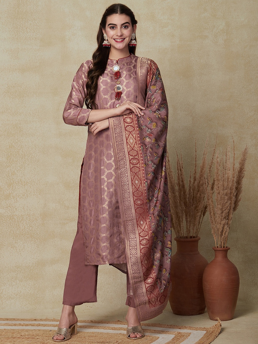 

FASHOR Woven Design Mandarin Collar Kurta with Trousers & With Dupatta, Rose gold