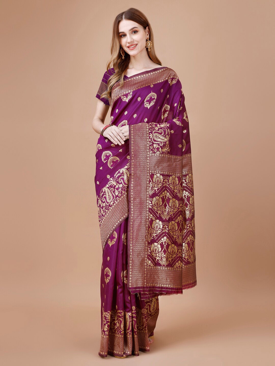 

MAGMINA Ethnic Motifs Woven Design Zari Silk Cotton Kanjeevaram Saree, Purple