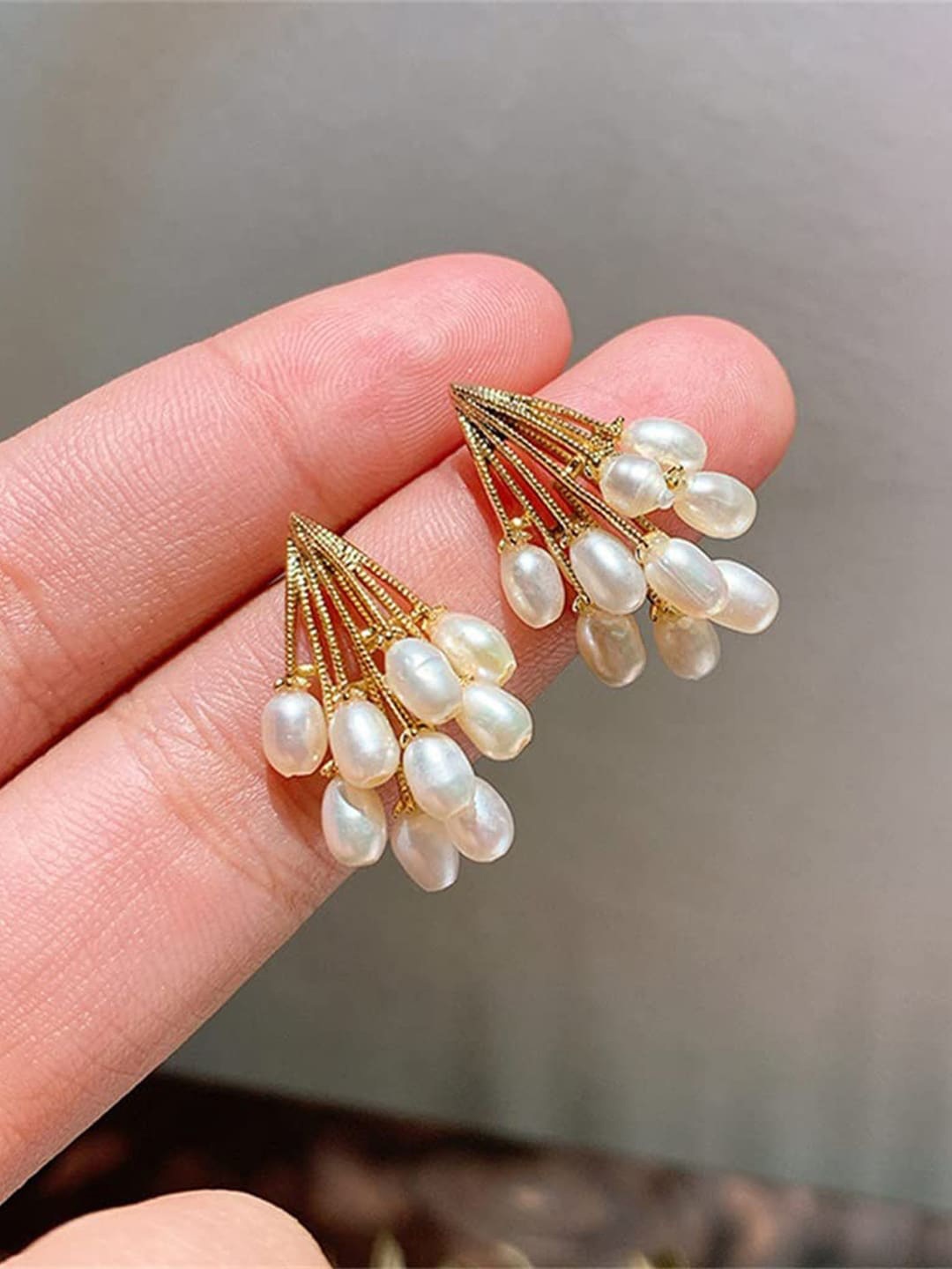 

FIMBUL Gold-Toned & White Oval Studs Earrings