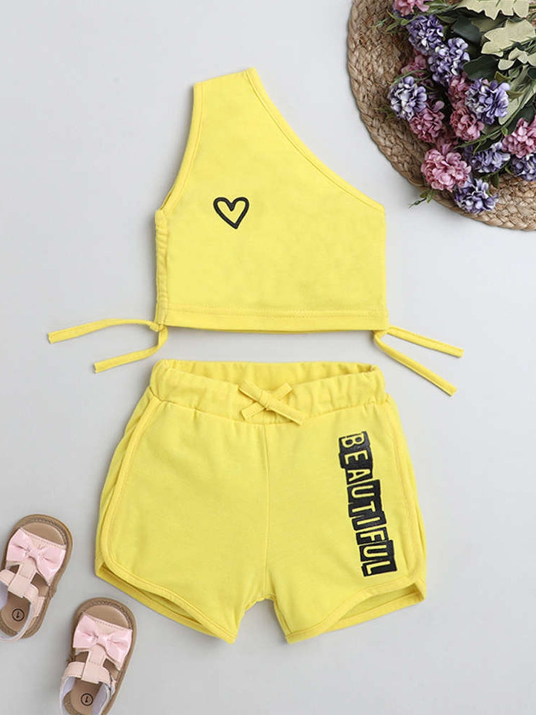 

Lil homies Girls Printed One Shoulder Top with Shorts, Yellow