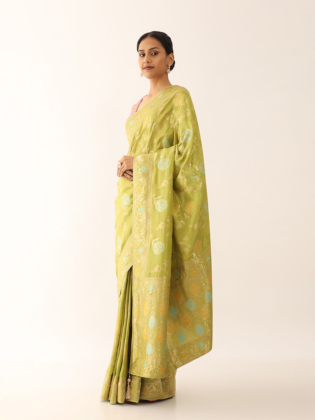 

Taneira Woven Design Zari Saree, Green