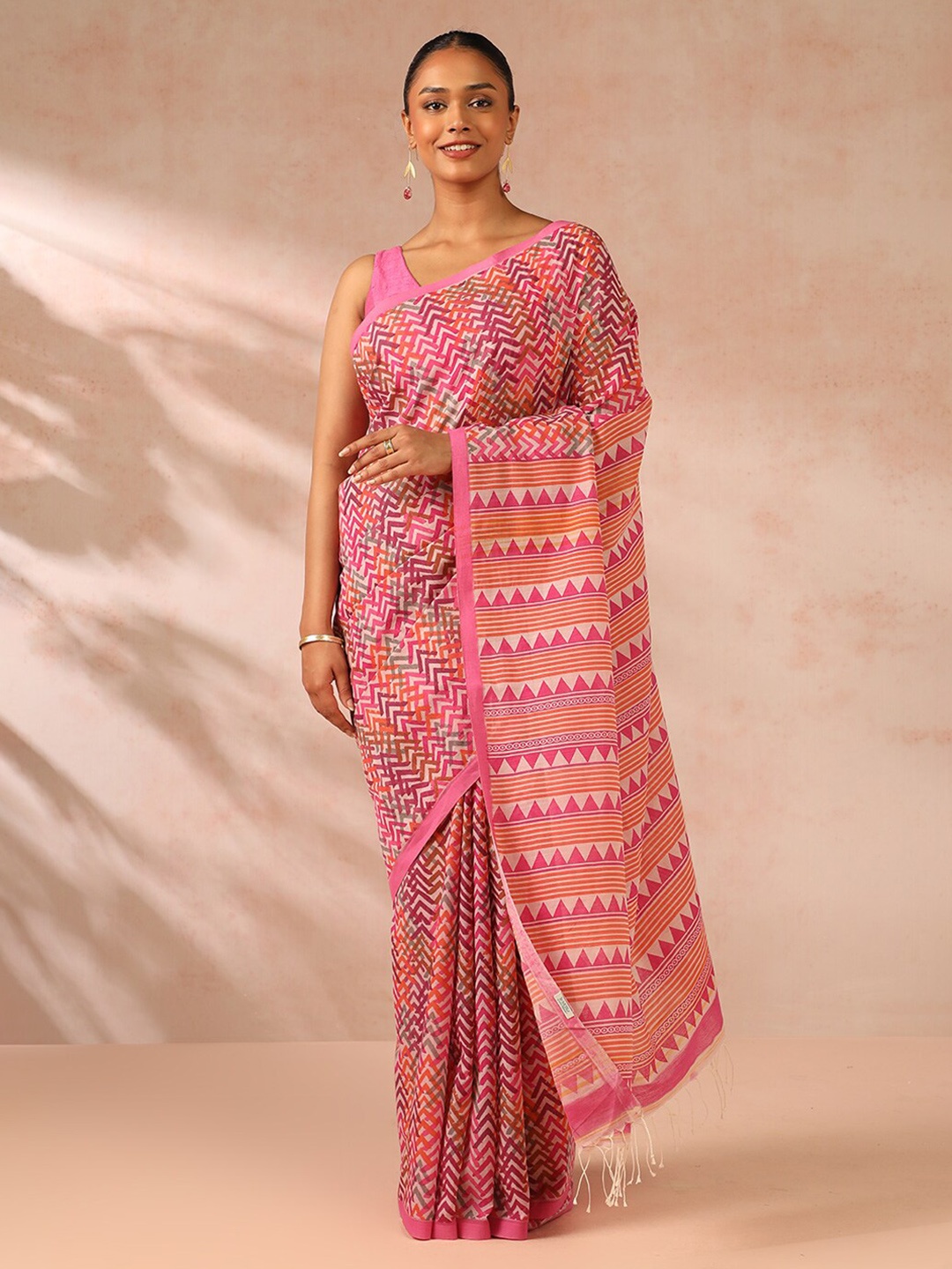 

Taneira Printed Pure Cotton Saree, Pink