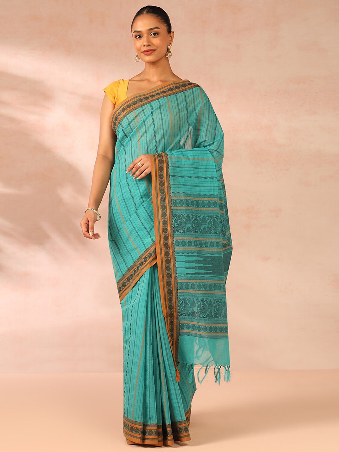 

Taneira Striped Woven Design Saree, Blue