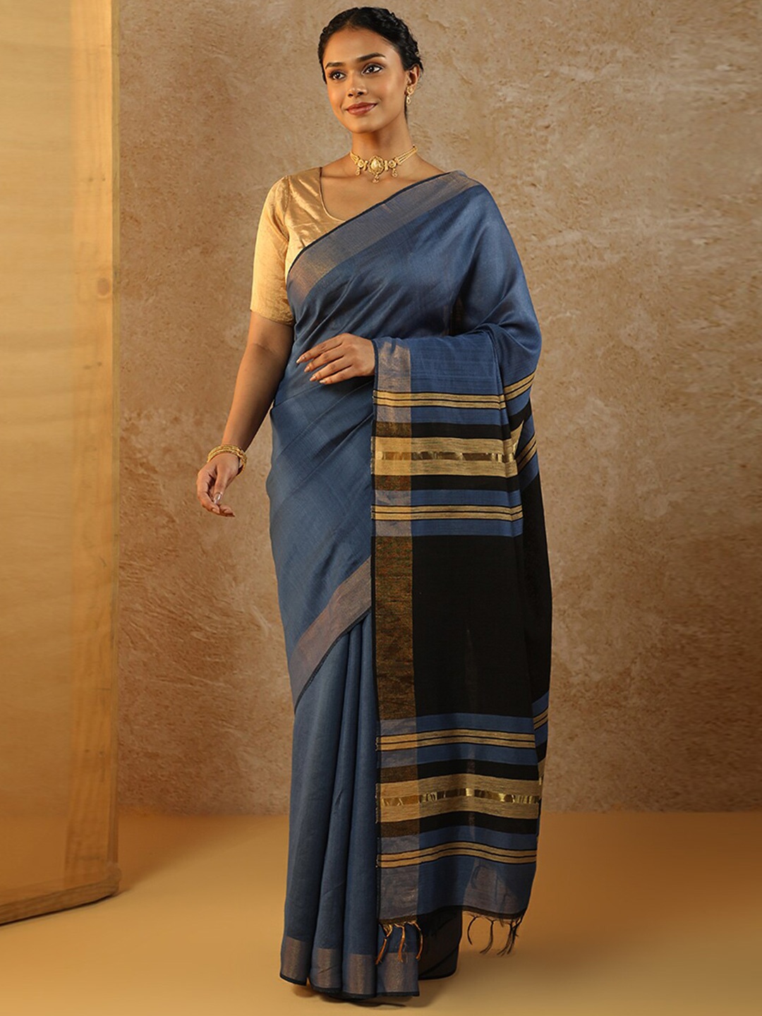 

Taneira Zari Silk Blend Bhagalpuri Saree, Blue