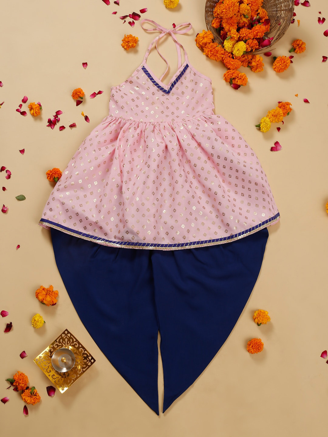 

SAKA DESIGNS Girls Ethnic Motifs Printed Empire Kurta with Dhoti Pants, Pink