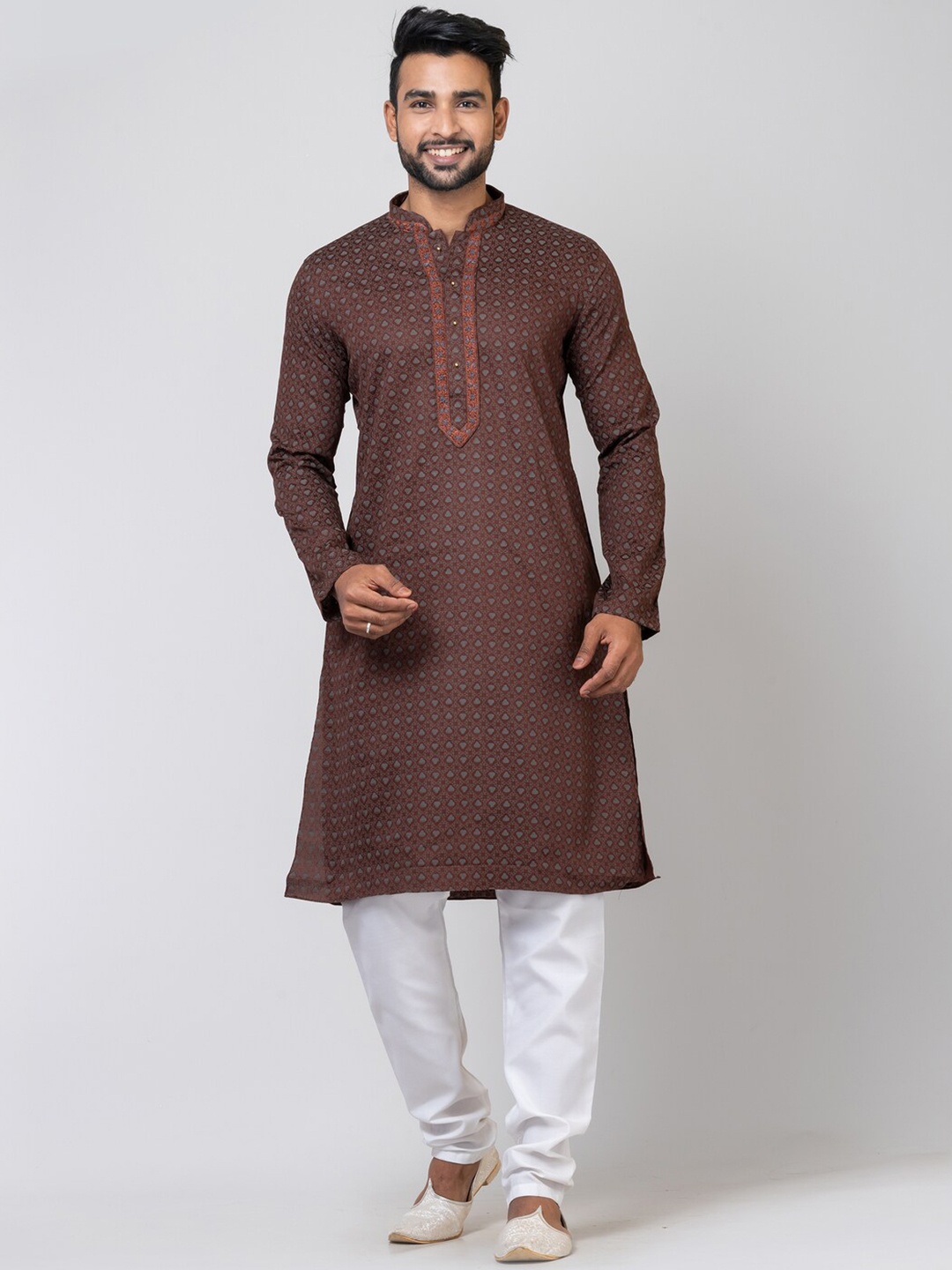 

HU - Handcrafted Uniquely Ethnic Motifs Block Printed Mandarin Collar Straight Kurta, Brown