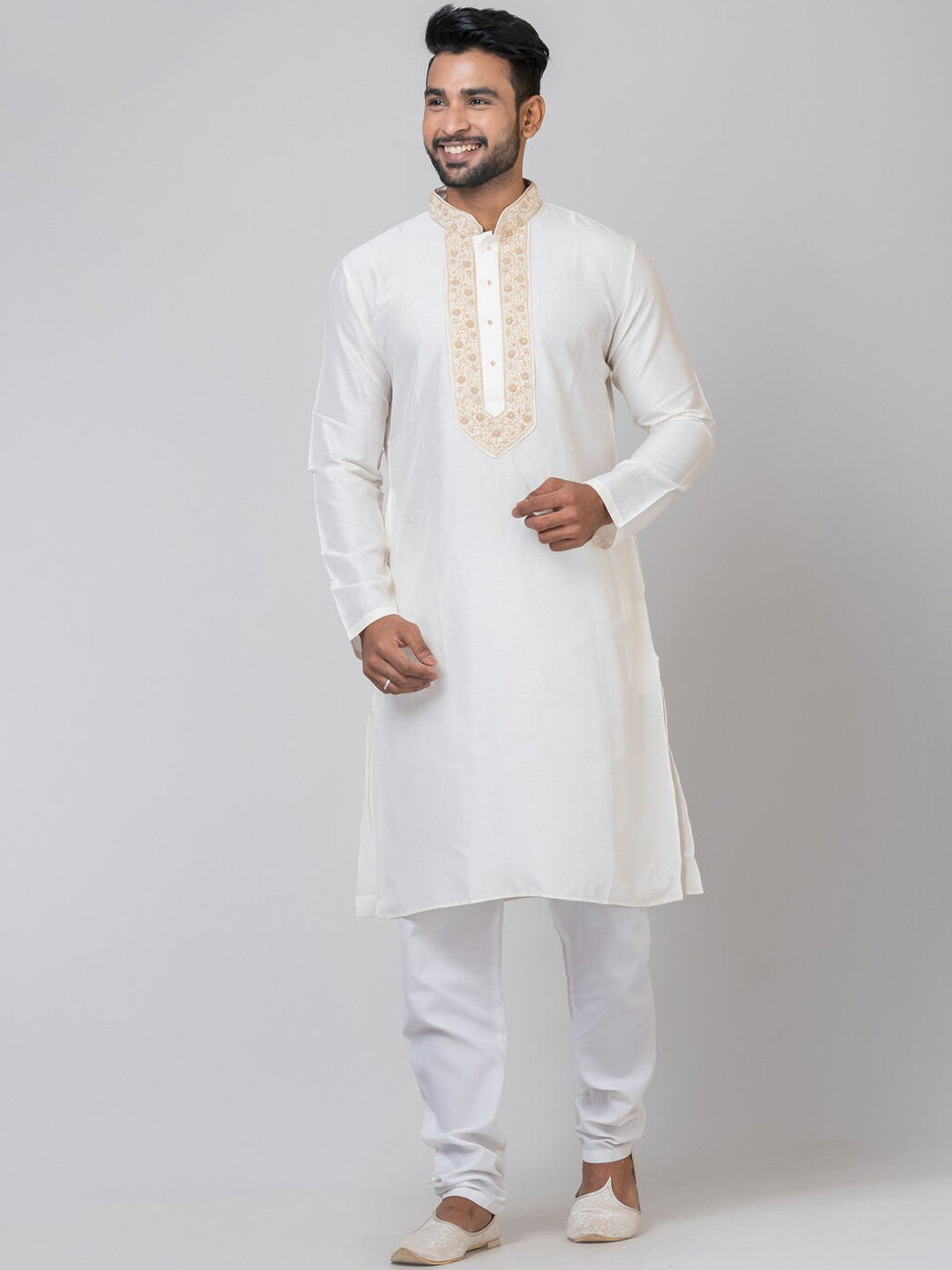 

HU - Handcrafted Uniquely Thread Work Mandarin Collar Straight Kurta, Off white