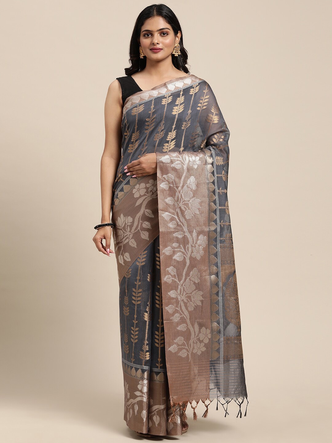 

PTIEPL Banarasi Silk Works Floral Woven Design Zari Banarasi Saree, Grey