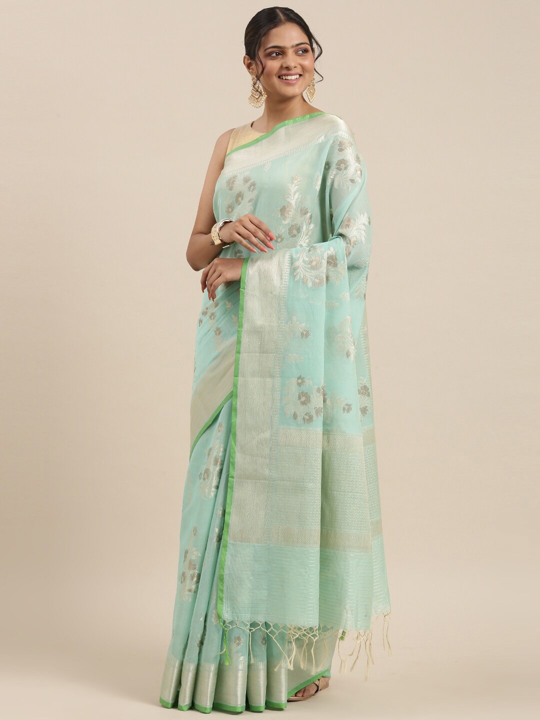 

PTIEPL Banarasi Silk Works Floral Woven Designed Zari Banarasi Saree, Sea green