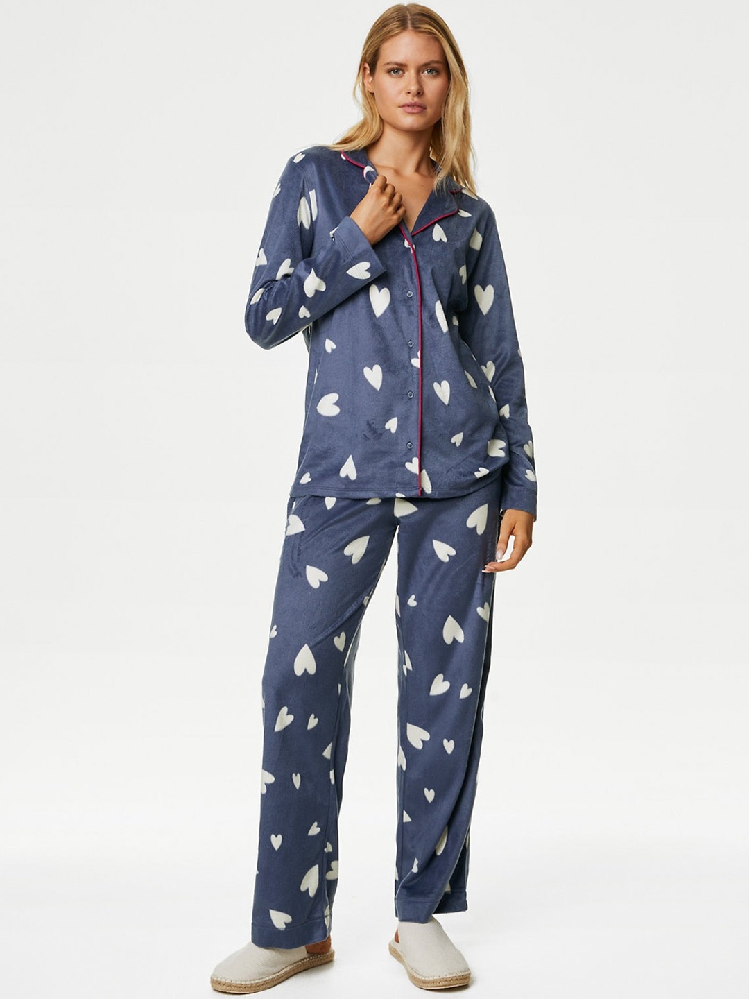 

Marks & Spencer Conversational Printed Lapel Collar Night suit, Blue