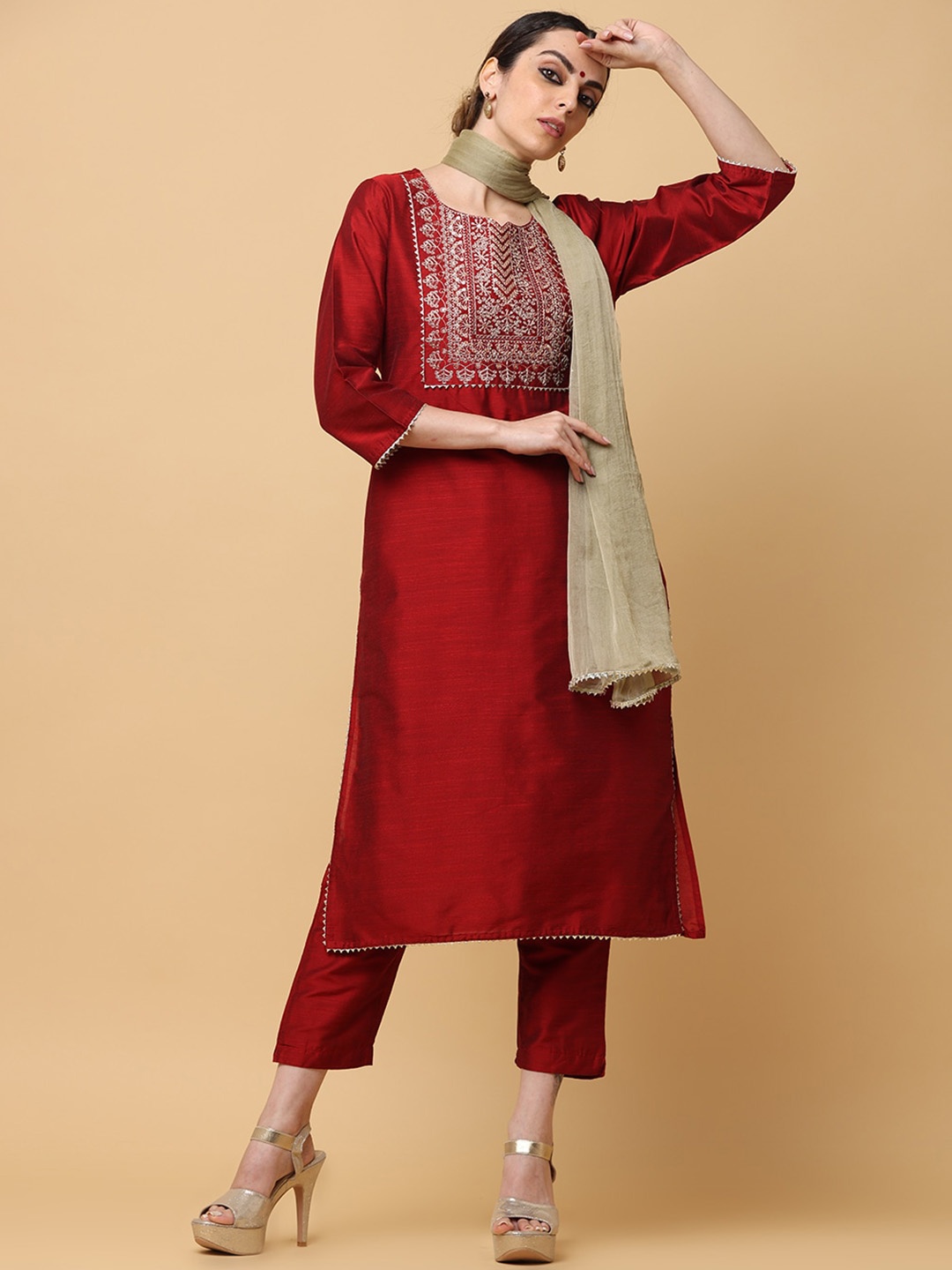 

aayusika Floral Yoke Design Regular Sequinned Art Silk Kurta With Trousers & Dupatta, Maroon