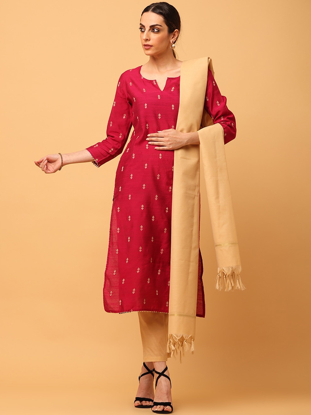 

aayusika Ethnic Motifs Printed Gotta Patti Kurta with Trousers & Dupatta, Maroon