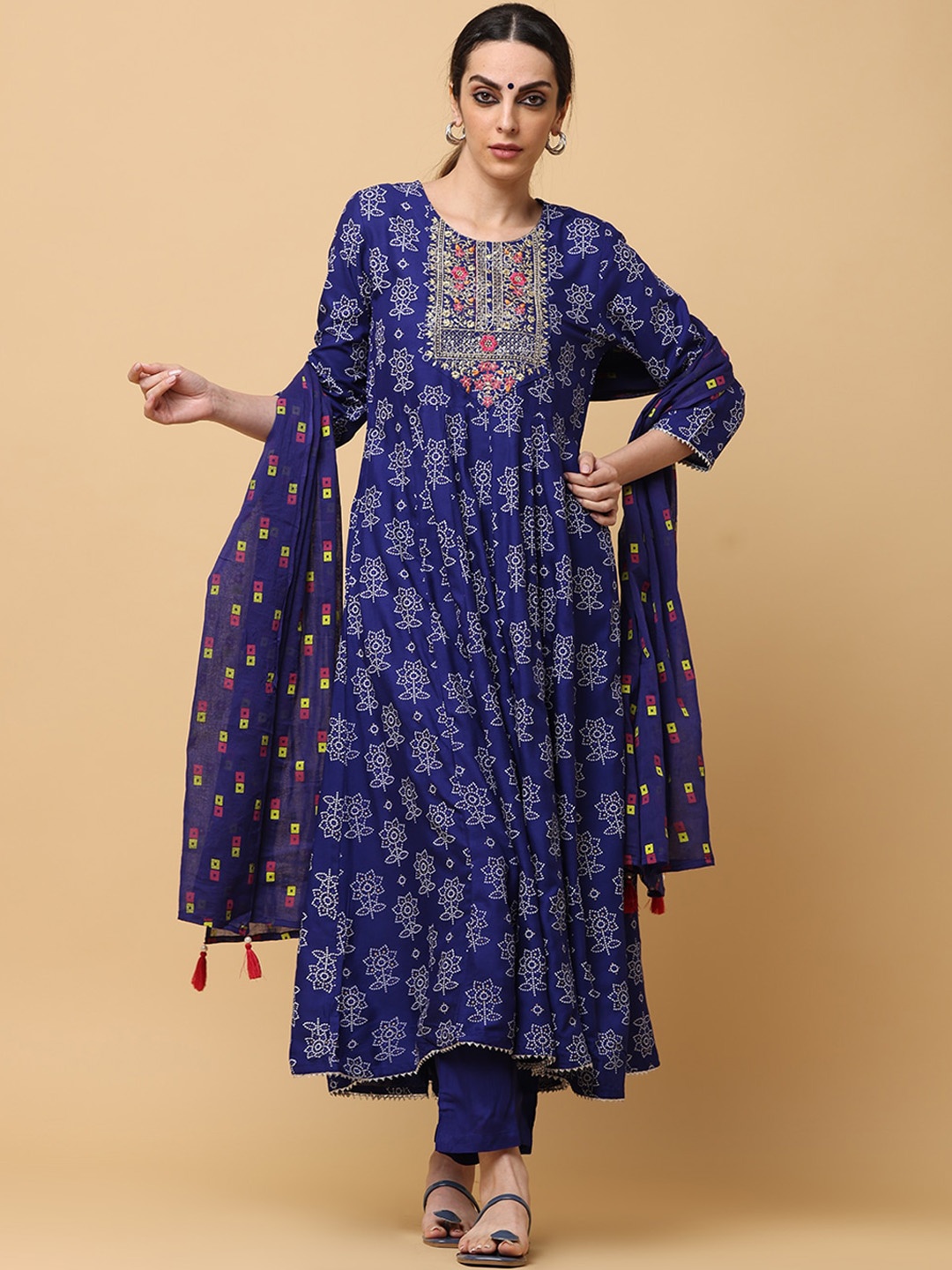 

aayusika Floral Printed Thread Work Anarkali Kurta With Trousers & Dupatta, Blue