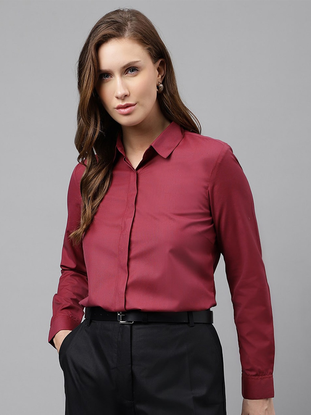 

English Navy Standard Spread Collar Long Sleeves Formal Shirt, Maroon