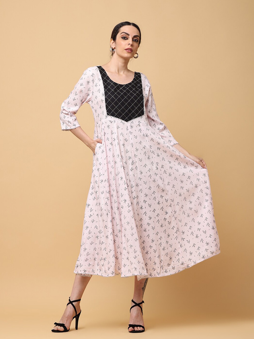 

aayusika Printed A-Line Midi Dress, Pink