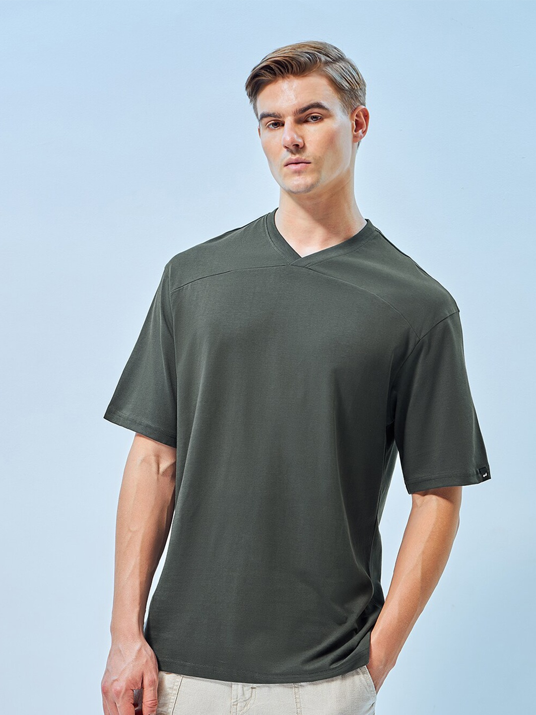 

Bewakoof V-Neck Oversized Cotton T-shirt, Grey