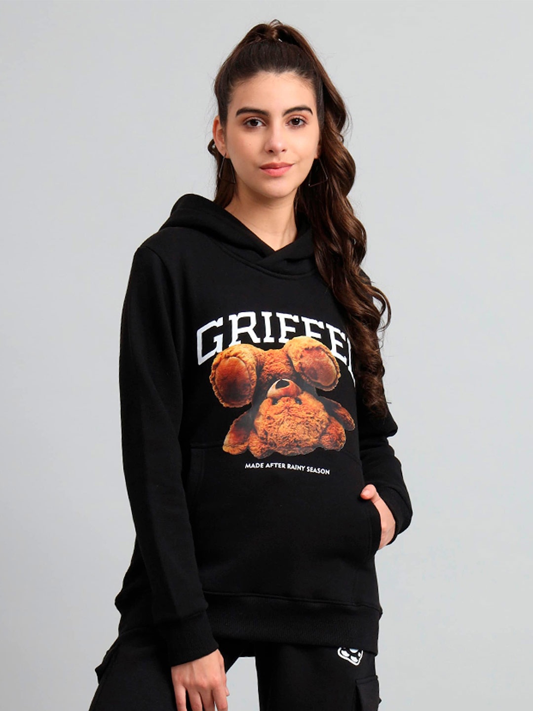 

GRIFFEL Graphic Printed Hooded Fleece Pullover Sweatshirt, Black