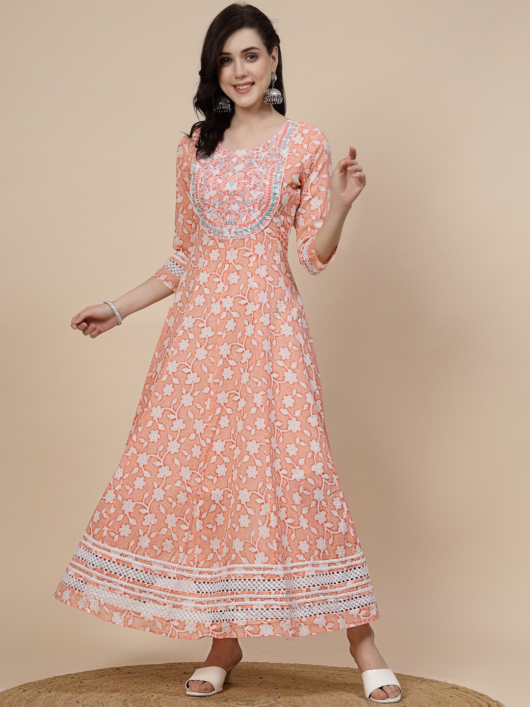 

Sangria Floral Printed Thread Work Pure Cotton Kurta, Orange