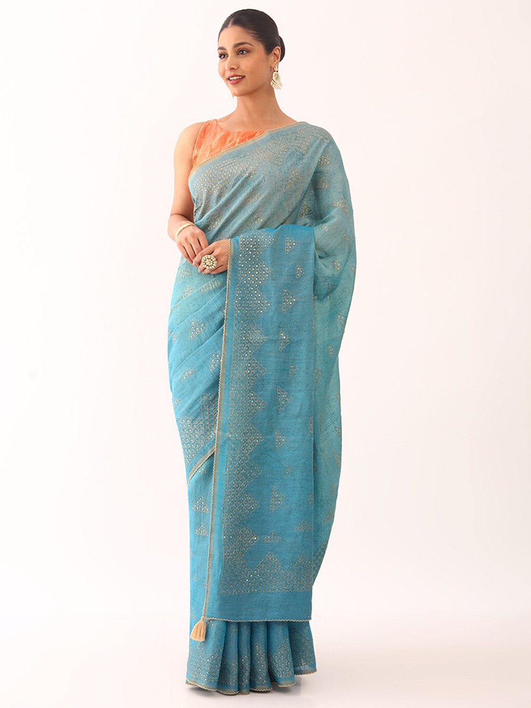 

Taneira Ethnic Motifs Embroidered Sequinned Saree, Blue