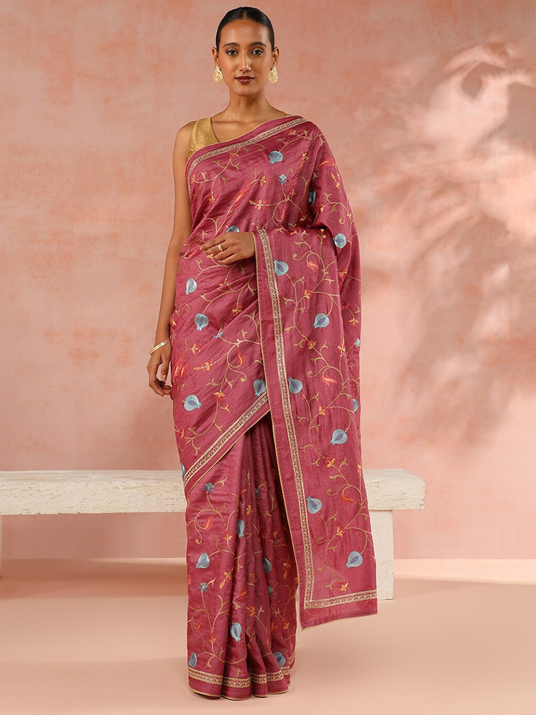 

Taneira Floral Embroidered Pure Silk Saree, Purple